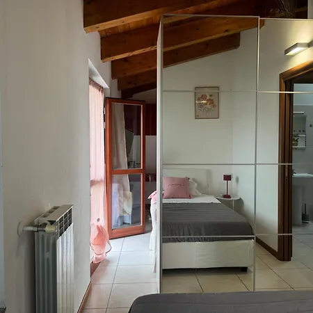 Ferienwohnung Grazioso Monolocale Zona Ospedali Pavia Exterior foto