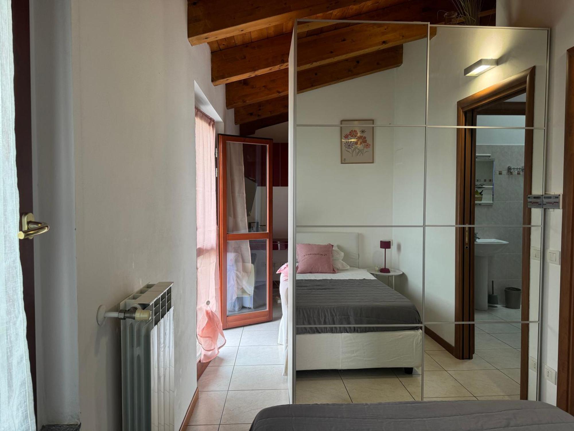 Grazioso Monolocale Zona Ospedali